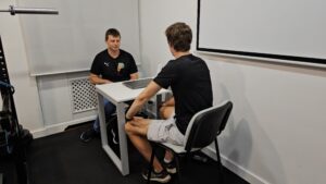 Differenza-tra-fisioterapia-e-osteopatia